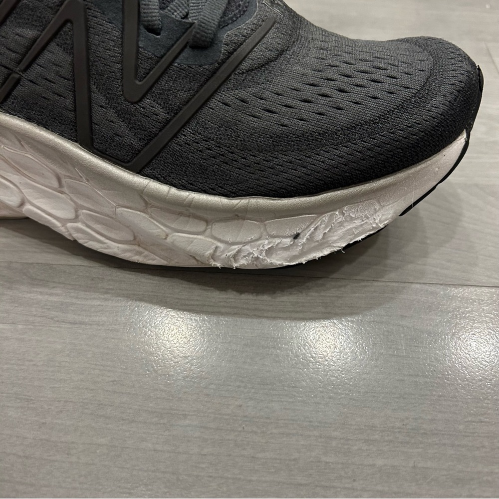 New Balance Fresh Foam X More v4 Women's Size 9.5 Black Starlight Running Shoes - Picture 5 of 12